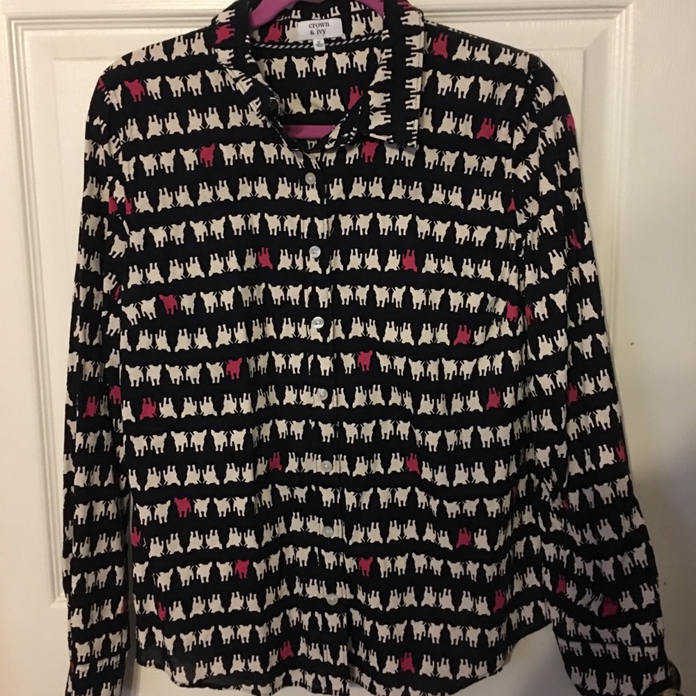 Crown & Ivy Button Up
